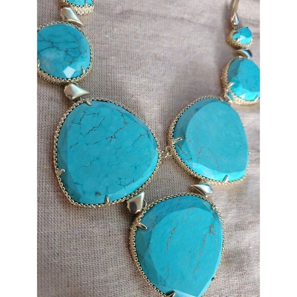 KENDRA SCOTT Rebecca Gold Plated Chunky Turquoise Statement Necklace - Picture 5 of 16